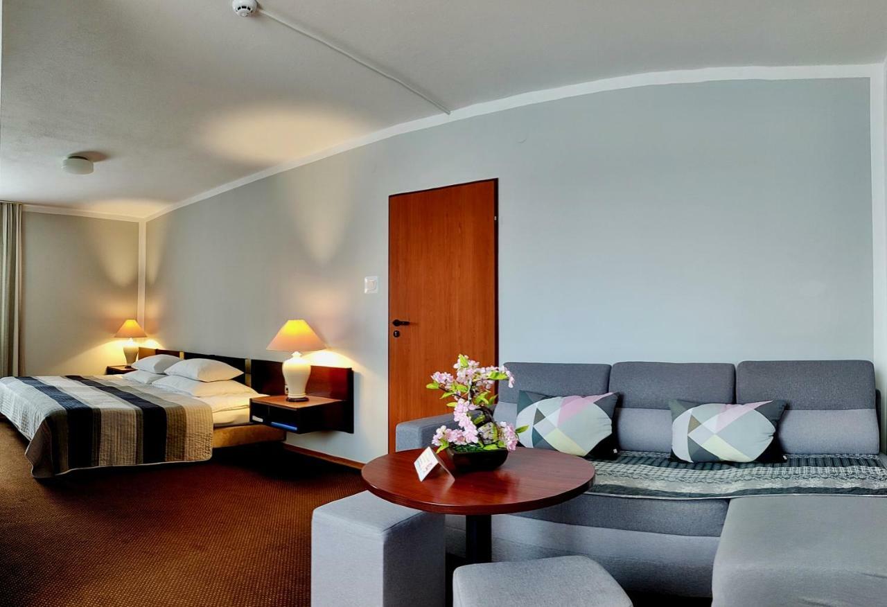זגורזלק Hotel Pawlowski מראה חיצוני תמונה