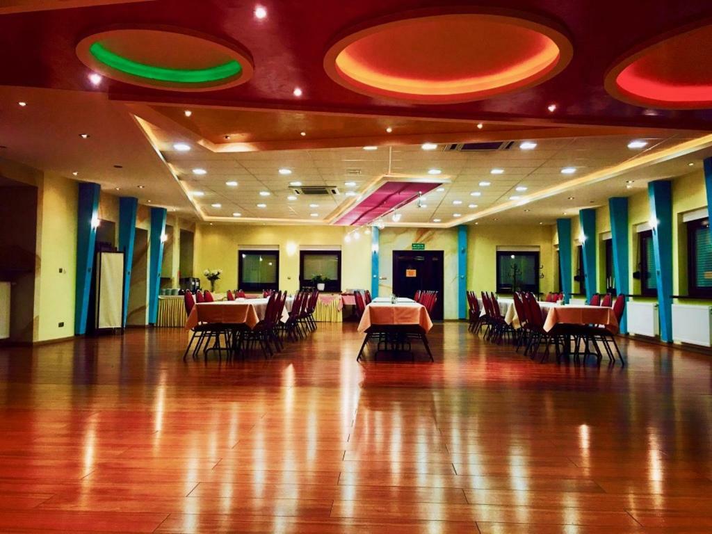 זגורזלק Hotel Pawlowski מראה חיצוני תמונה